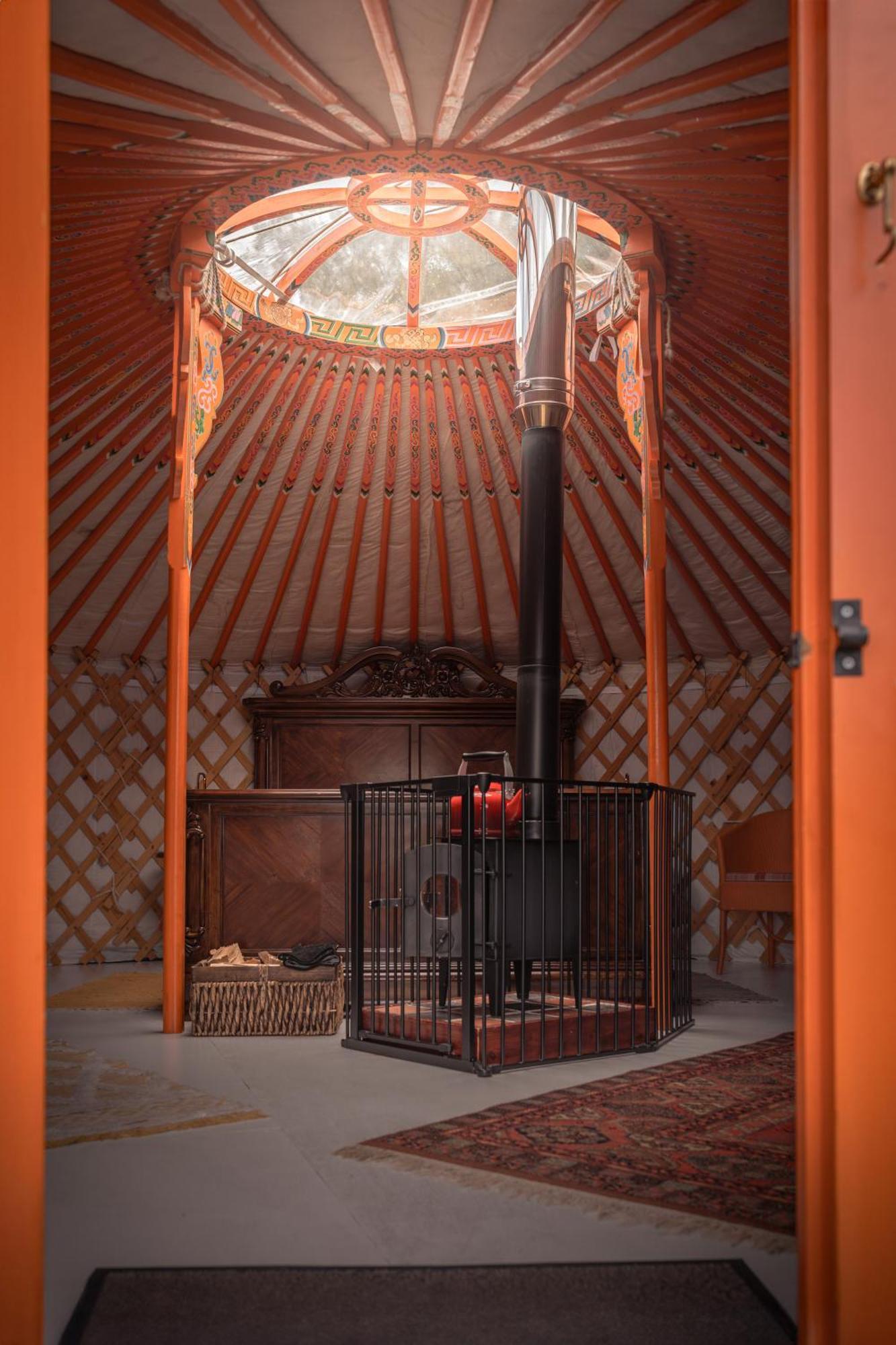 فندق Gilfach Gower Farm Luxury Yurt With Hot Tub أمّانفورد المظهر الخارجي الصورة
