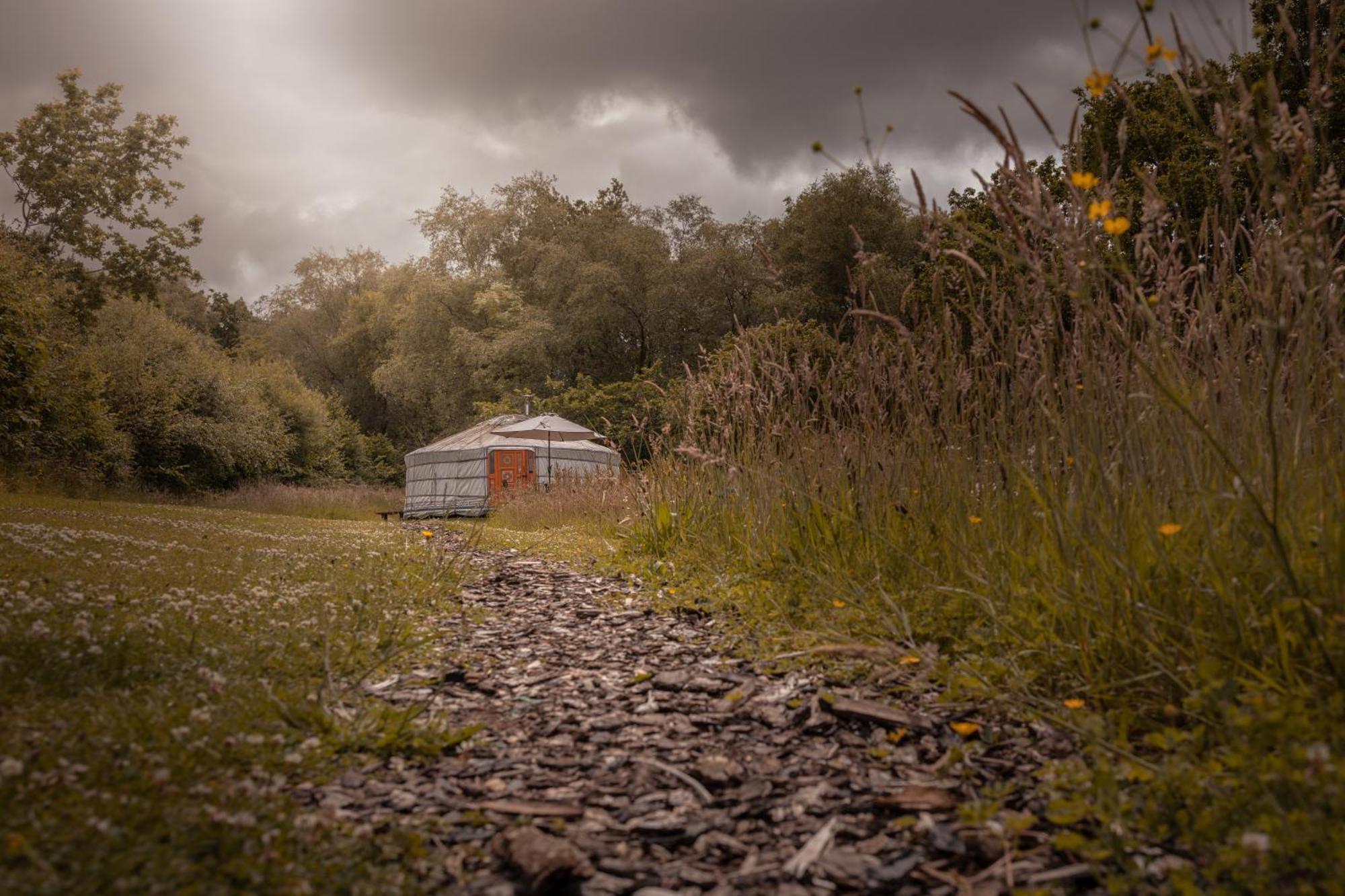 فندق Gilfach Gower Farm Luxury Yurt With Hot Tub أمّانفورد المظهر الخارجي الصورة